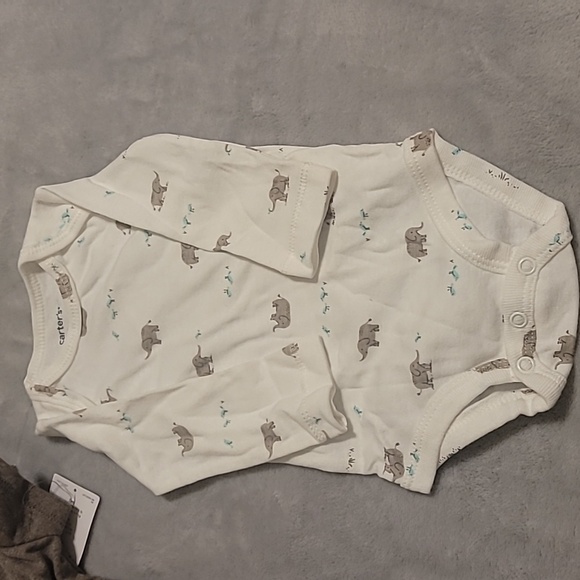 NWT Carter's Newborn & 3 Months Outfit Bundle - Picture 7 of 13